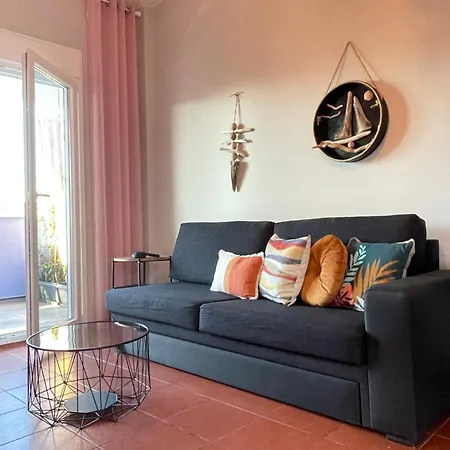 Gaia Apartment Hanioti