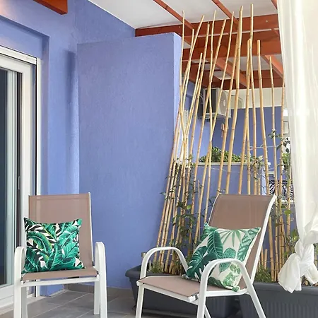 Gaia Apartment *