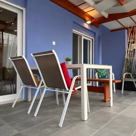 Gaia Apartment *